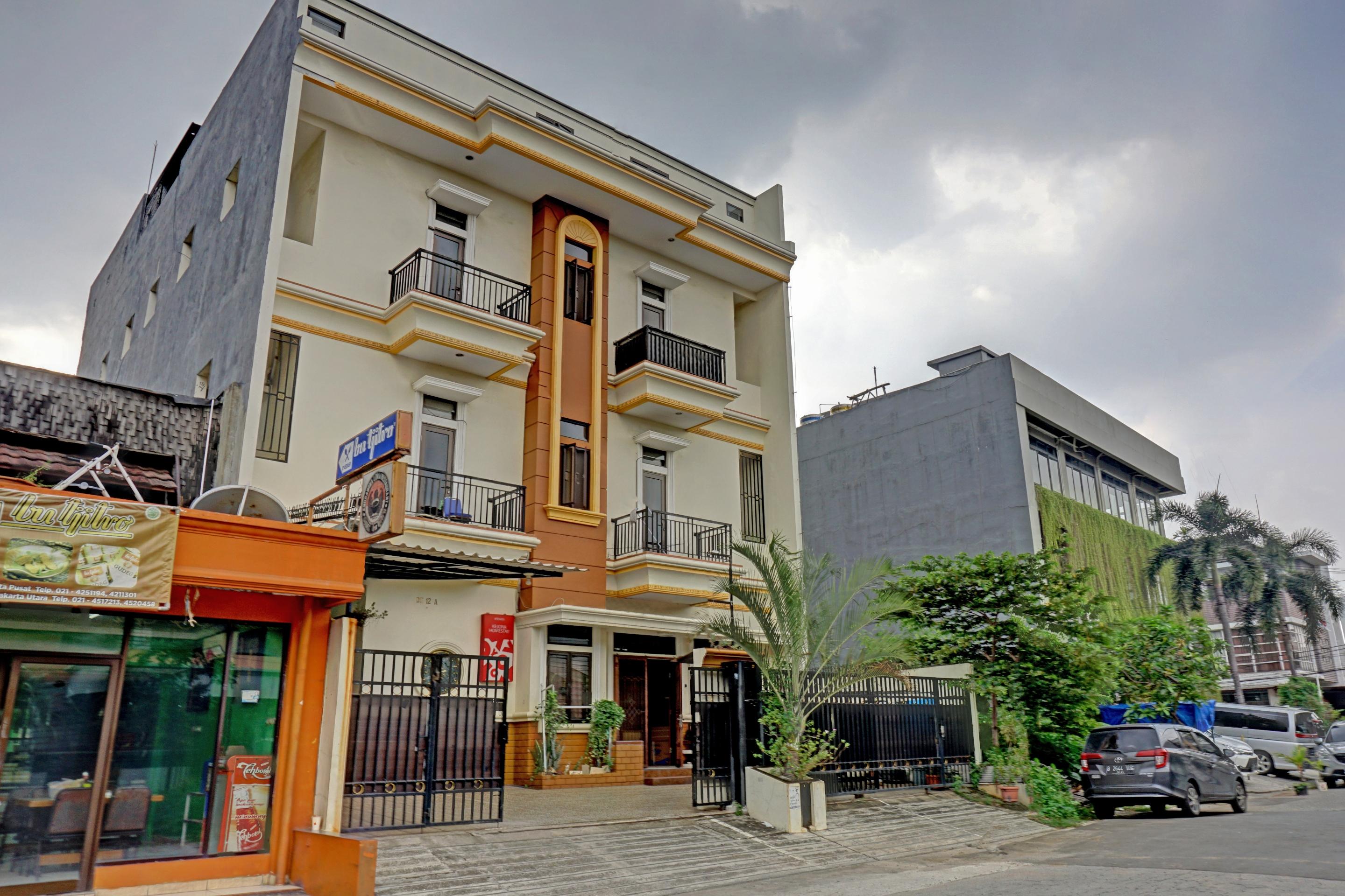 Oyo 90489 Kejora Homestay Jakarta Kültér fotó